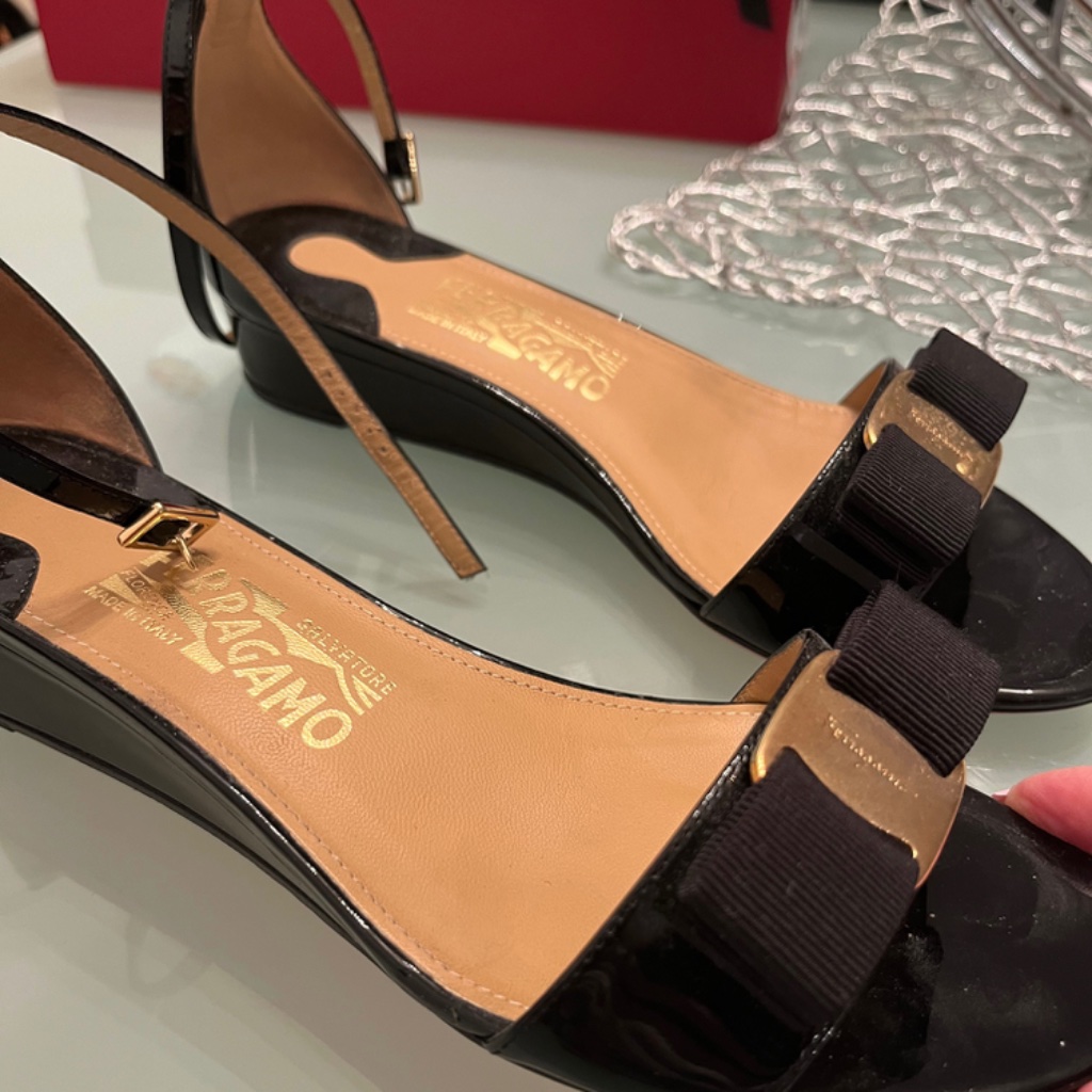 Salvatore Ferragamo Black Patent Leather Sandals Size 7